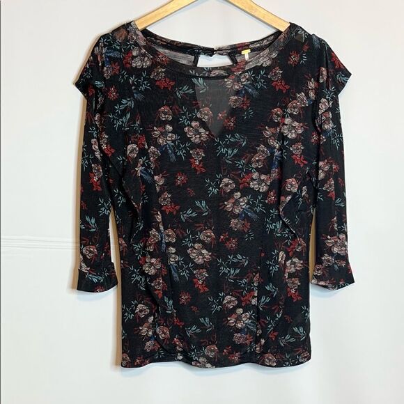 Free People | Floral Dock Top Ruffle Sleeve Keyhole Back Shimmer - Picture 4 of 10